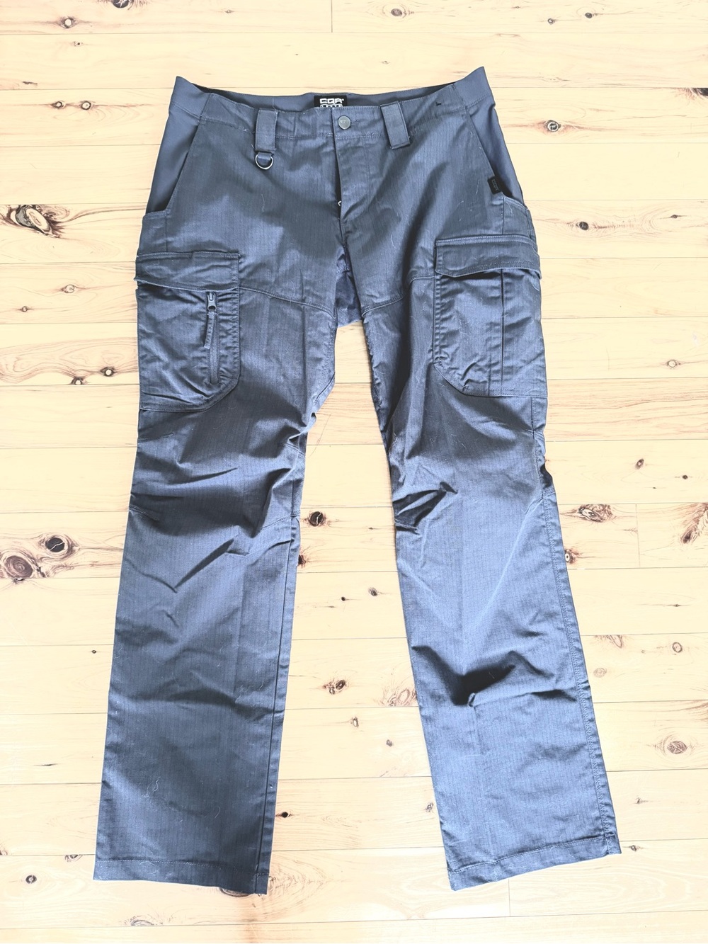 Women’s CQR gray Cargo Work Pants - size 10R